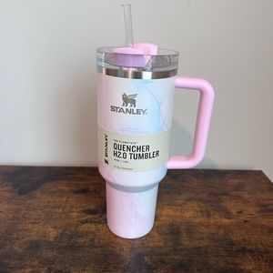 Stanley 40 oz. Quencher H2.0 FlowState Tumbler Tulle